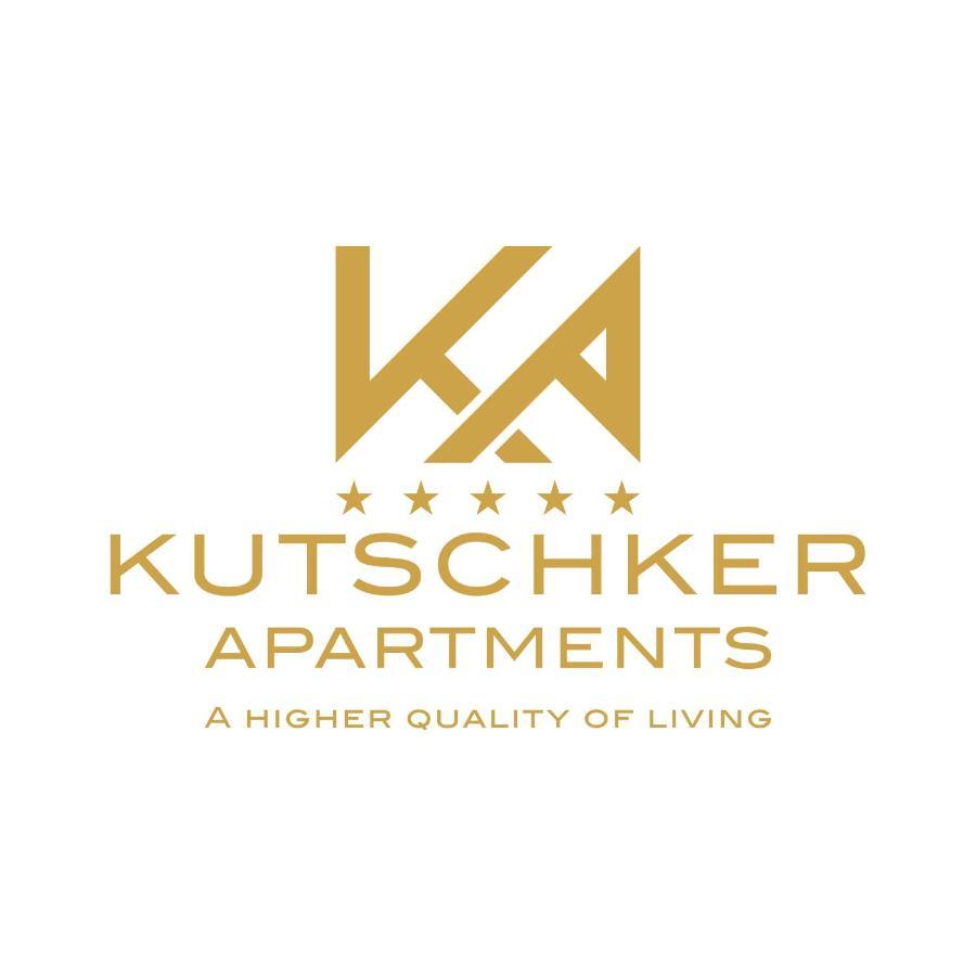 Premium Apartment Located At The Famous Vienna Kutschkermarkt Bagian luar foto